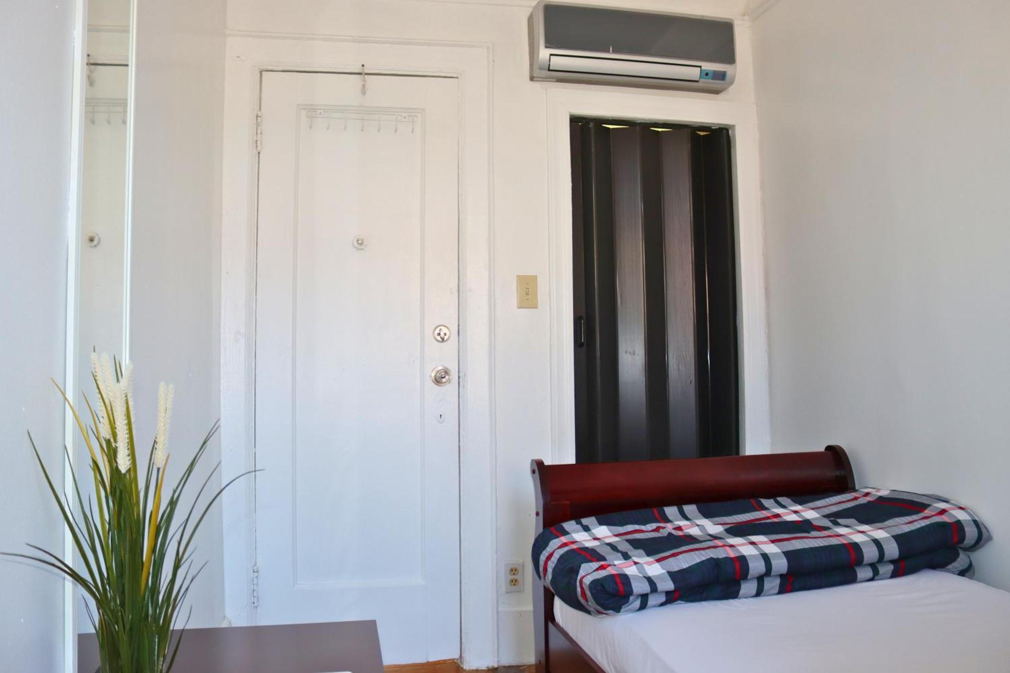 Klo Guest House New York Exterior photo